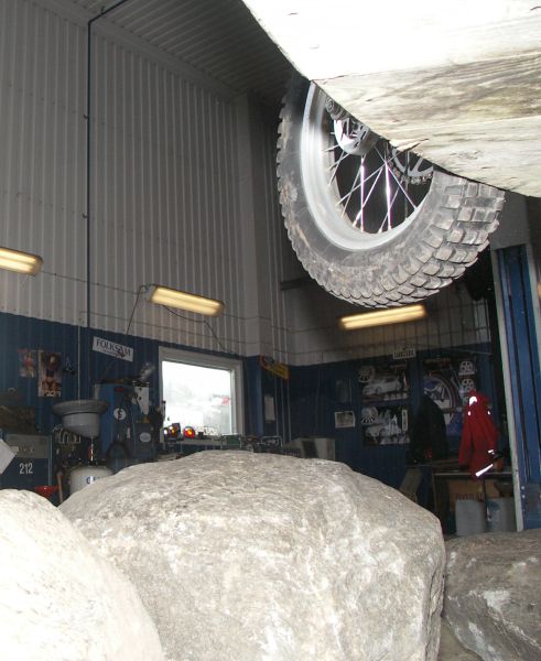 Preload previous image